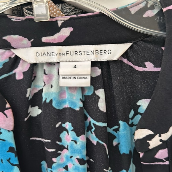 DIANE VON FURSTENBERG Silk Freya Shirt Dress - Picture 11 of 15